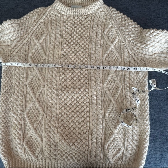 Irish Aran Handknit Wool Ivory Sweater for Men - Picture 5 of 11
